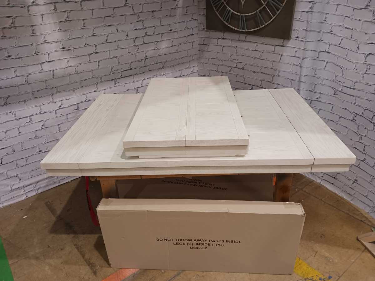 Robbinsdale Counter Height Extension Table - Gallery Image 11